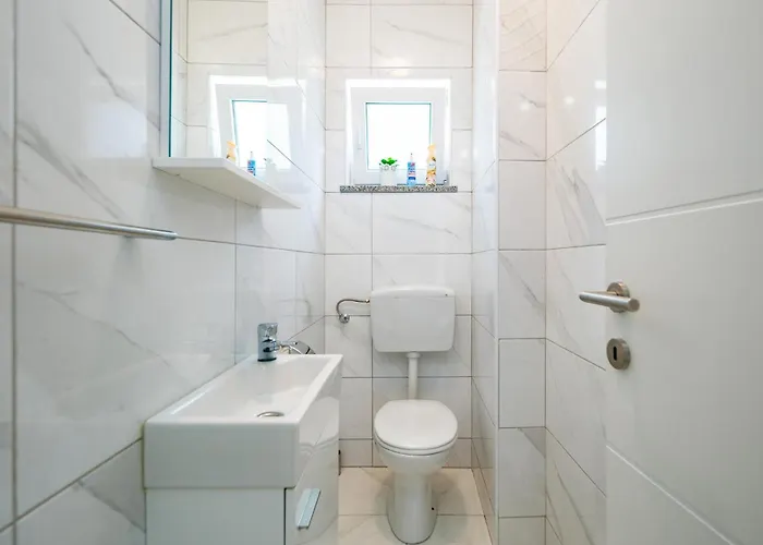 別荘 2 Bedroom Cozy In Rukavac