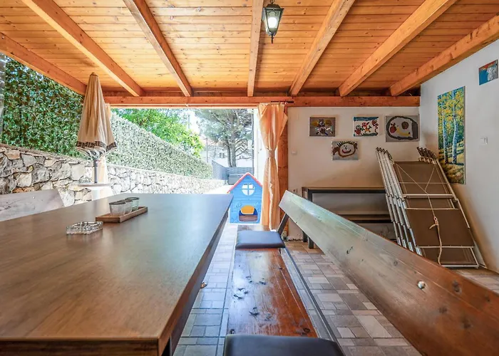 2 Bedroom Cozy In *