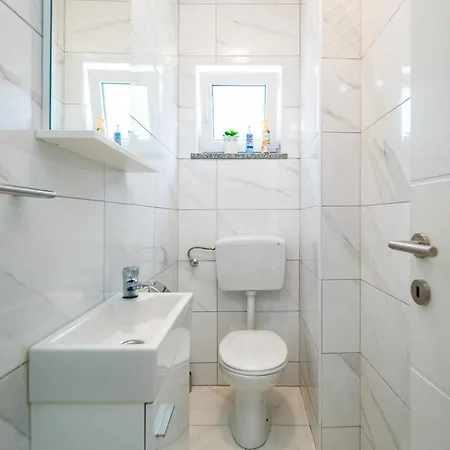 Holiday home Awesome In Rukavac With Wi-fi Rukavac (Primorje-Gorski Kotar)